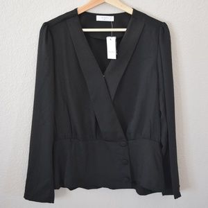 NWT Elodie Black Side Button Blouse L